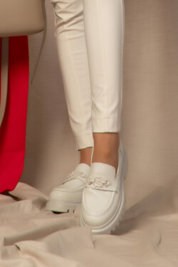 Luxury Step Loafers - Soft Beige