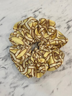 Over The Rainbow Скрънчи голямо - Luxury Yellow