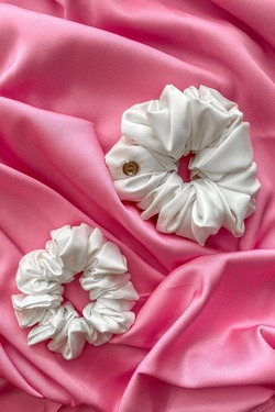 Екрю скрънчи - голямо