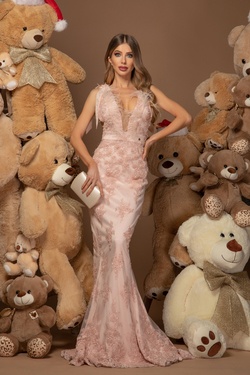 Hold My Crown Премиерна Рокля