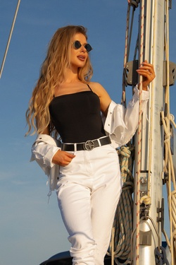 Test My Limits top - Negru