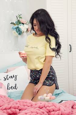 Stay humble тениска