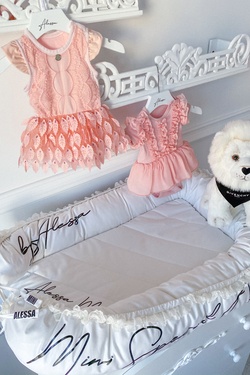 ALESSA Бебешко гнездо с дантела