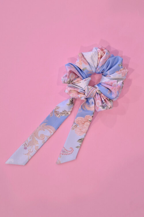 A Touch of Romance Scrunchie Μεγάλο - Vista Blue