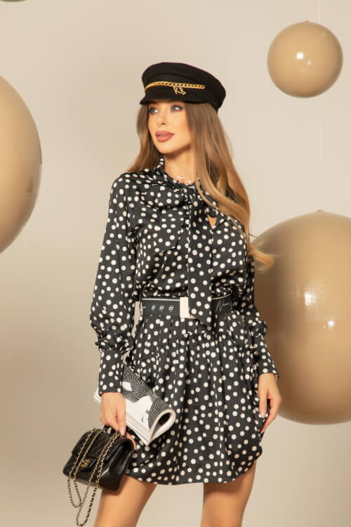 Chic Whisper Ruffles Рокля С Подвижен Колан
