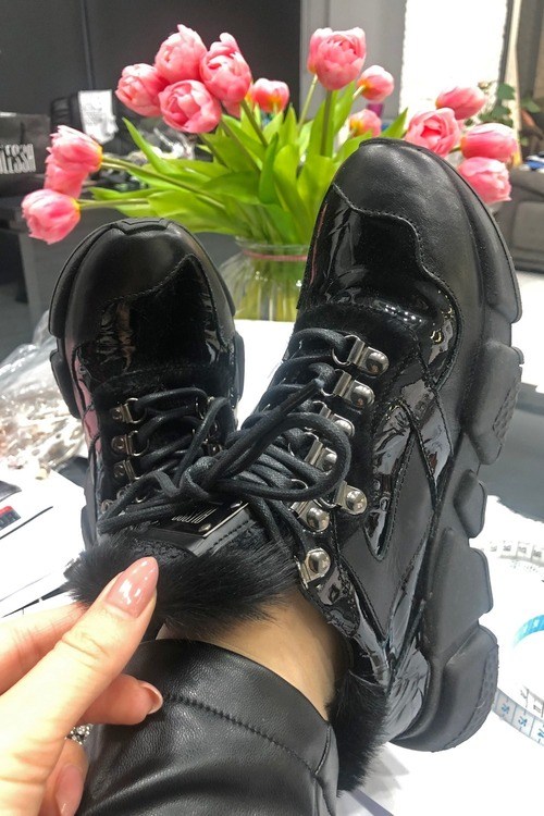 Edgy all black sneakers от ест. кожа 