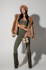 Winter Bunny Палтенце От Еко Косъм - Mocha - Изображение 4