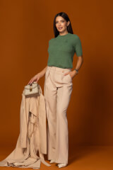 Emblem Knit Блузка От меко пухкаво плетиво - Green - Изображение 4