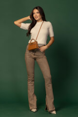 Emblem Knit Блузка От меко пухкаво плетиво - Soft Beige - Изображение 4